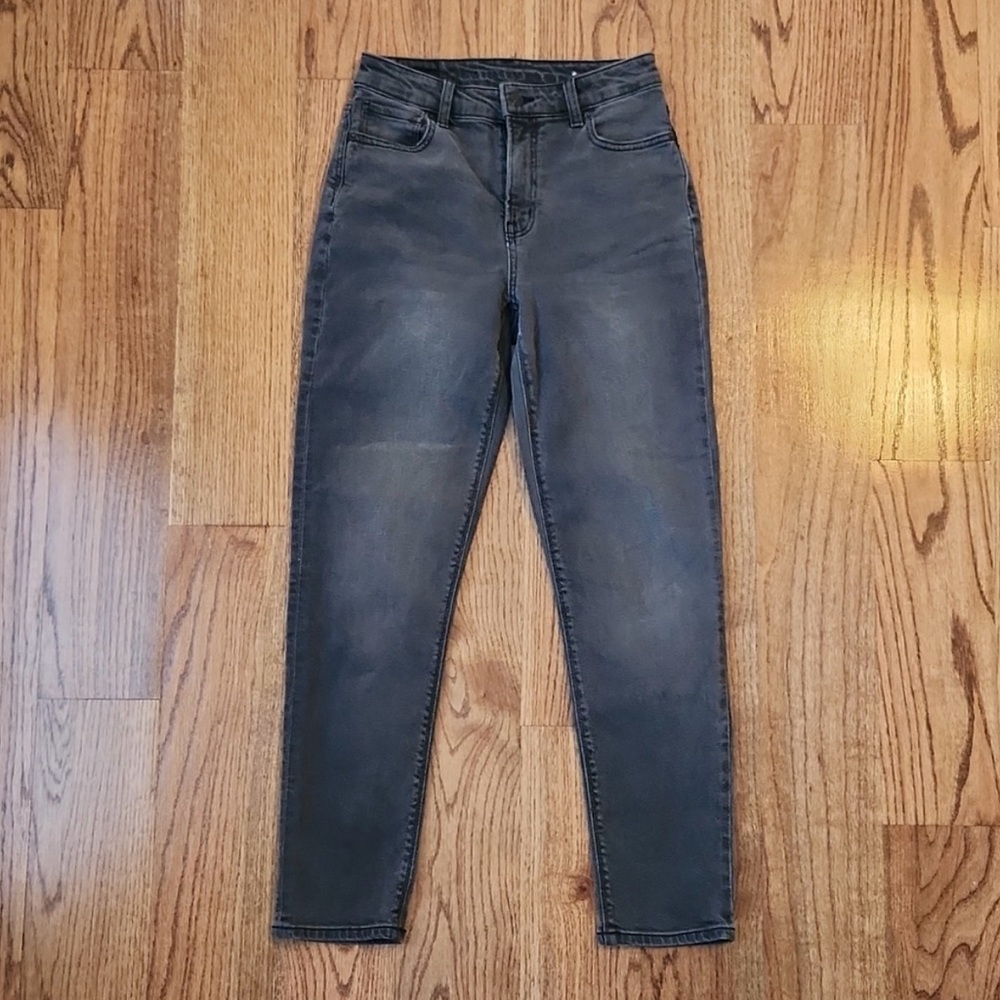 AMERICAN EAGLE Black Mom Jeans, Size 0